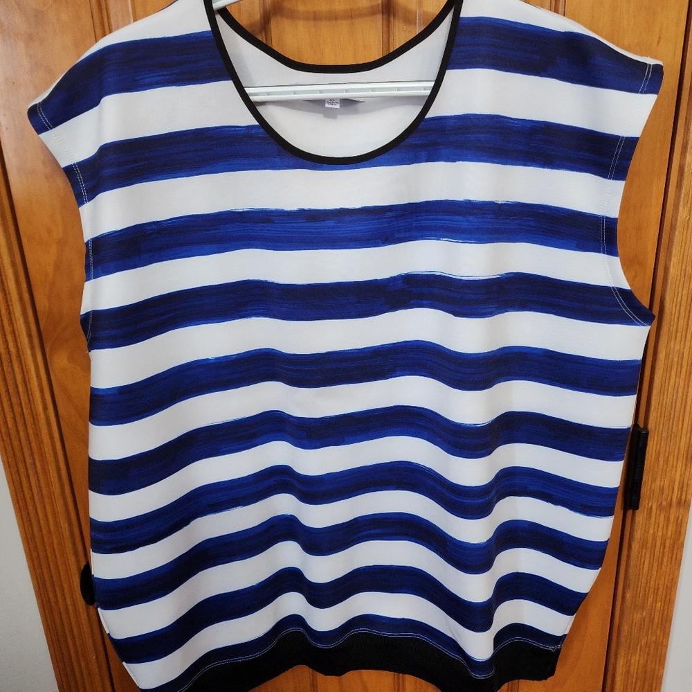 Sleeveless top